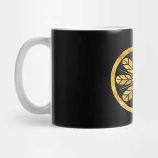 Inoue samurai clan kamon in faux gold Mug